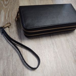 Riah Fashion Double Zipper Wallet